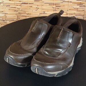 Merrill Men’s Shoes